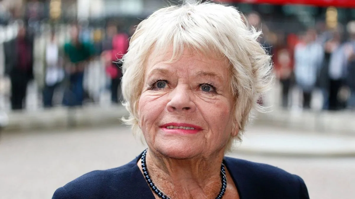 Martin Roberts Pays Emotional Tribute to Judith Chalmers After Her Death at 90