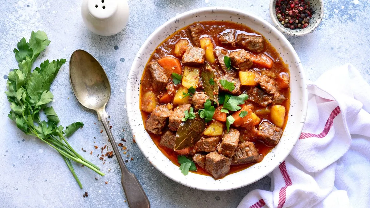 Mary Berry's One-Pot Beef Stew: A Winter Warmer with Minimal Steps