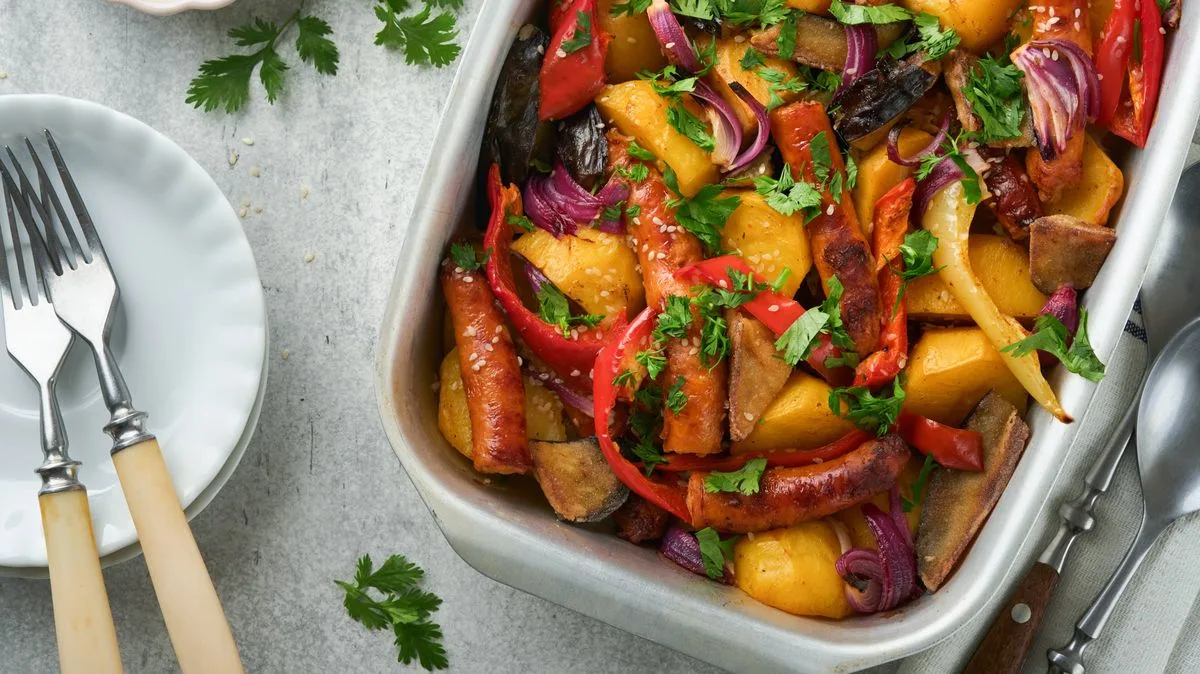 Mary Berry’s Sausage Traybake: A Quick and Easy Family Favourite