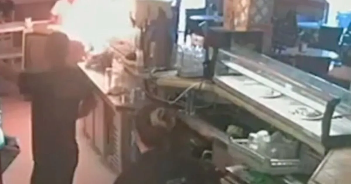 Mayonnaise Dispute Sparks Fire at Spanish Cafe