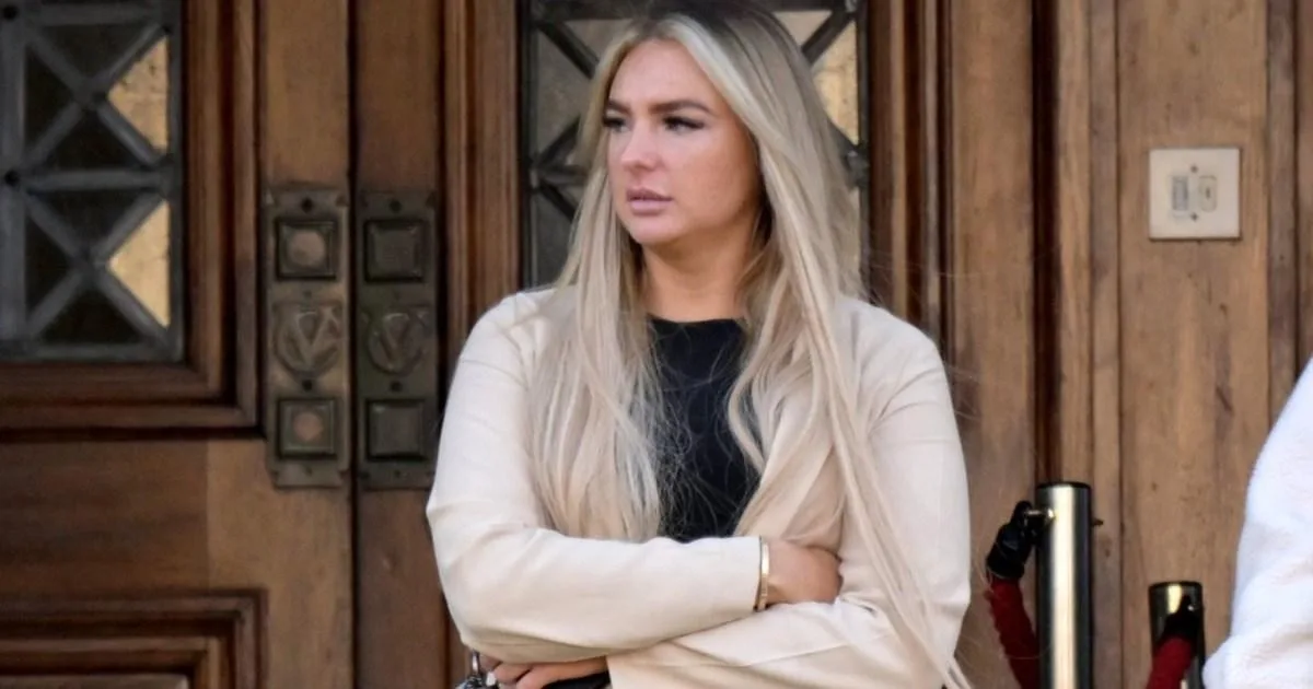 Prison Officer Spared Jail for Affair with Inmate in Gwent