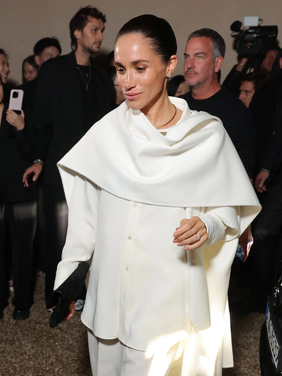 Meghan Markle Stuns at Paris Fashion Week with Strategic Style