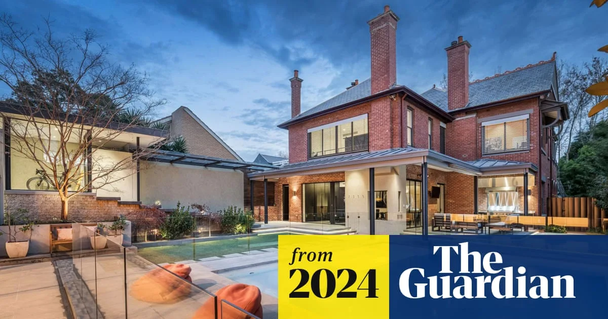 Melbourne's Young Millionaires Drive Luxury Property Boom