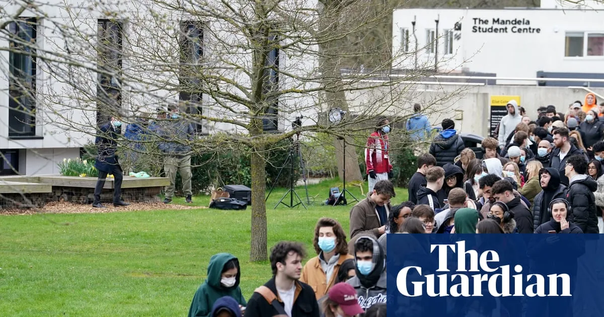 Meningitis B Outbreak Sparks Parental Panic Over Vaccines