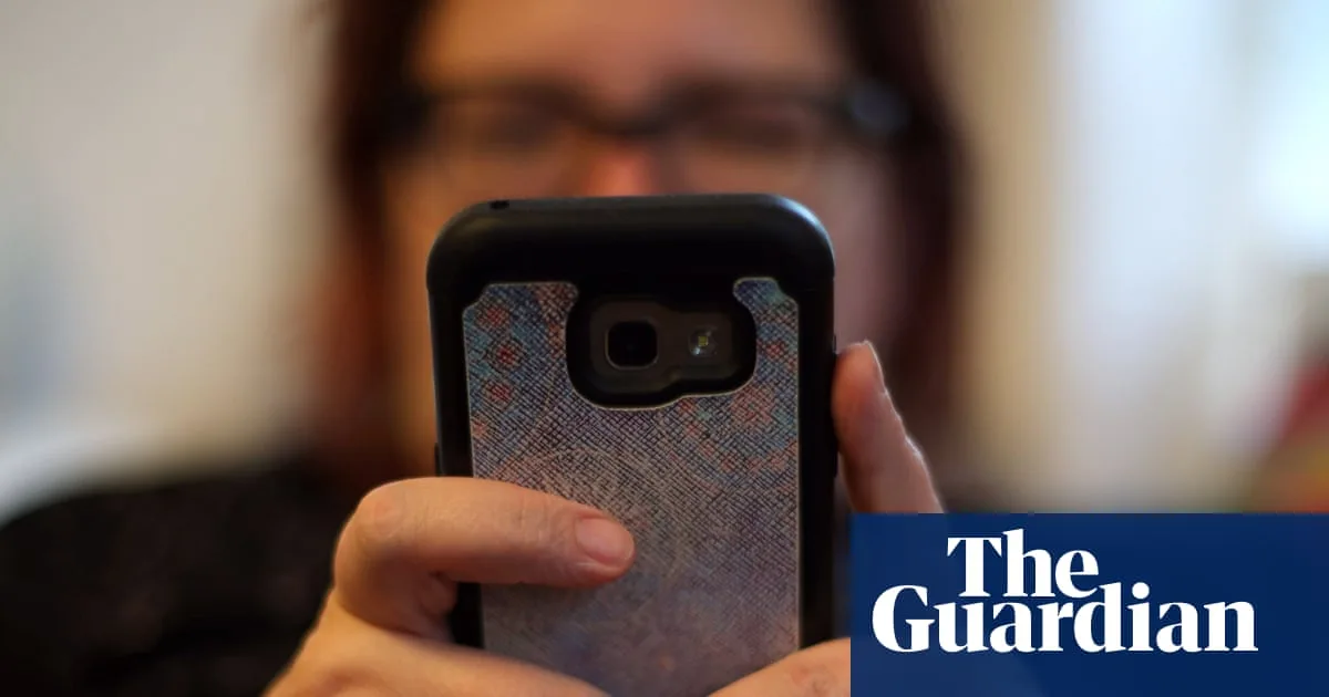 Menopause Misinformation on Social Media ‘Putting Women at Risk’, Experts Warn