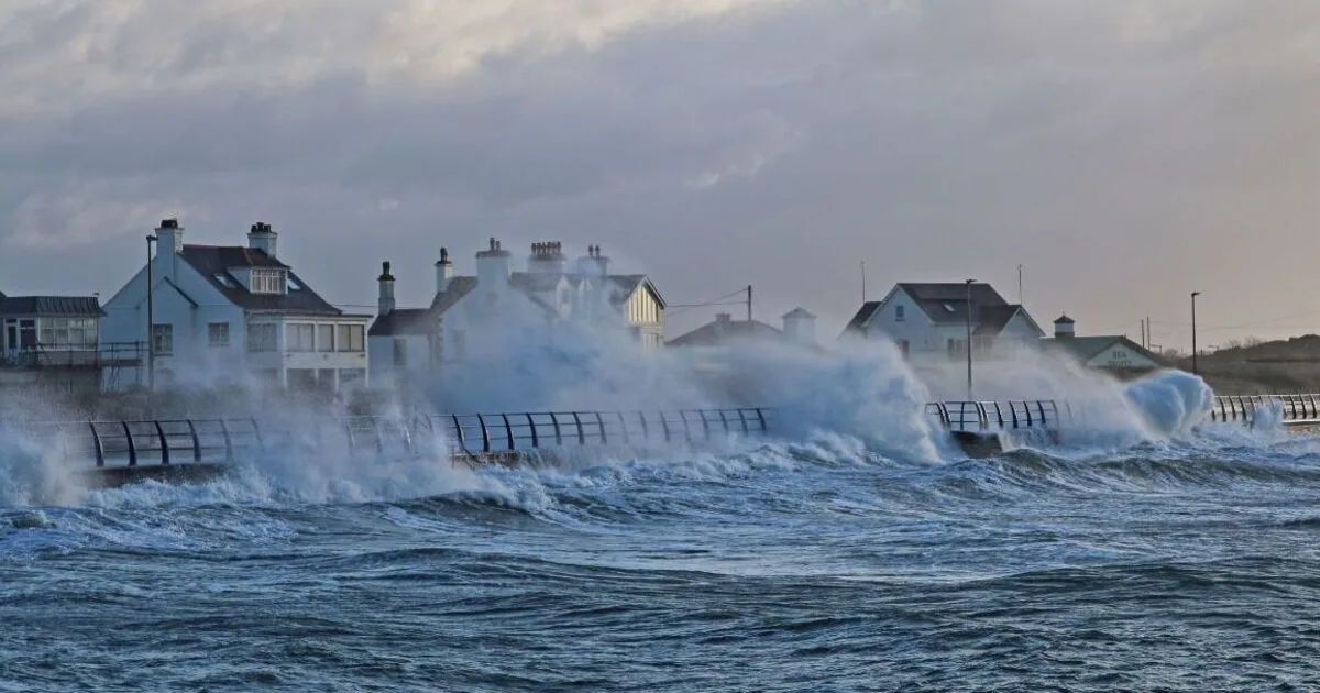 Met Office Issues 15-Hour Wind Warning for Most of England