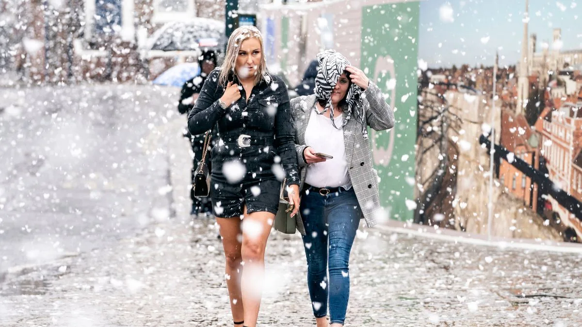 UK Braces for Snow and Strong Winds as Met Office Issues Urgent Warning