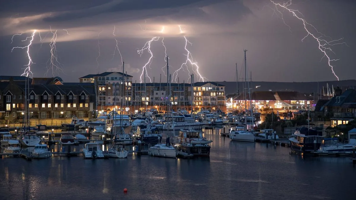 Met Office Warns 9 Counties of Thunderstorm Risk This Weekend