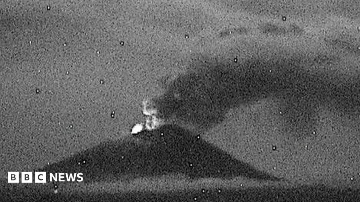 Popocatépetl Volcano Erupts, Sending Ash 2,000m into Sky