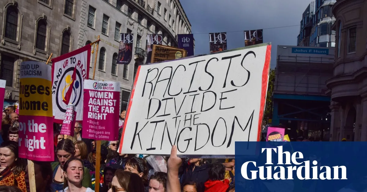 Starmer Warns of 'Fight of Our Times' After Far-Right March