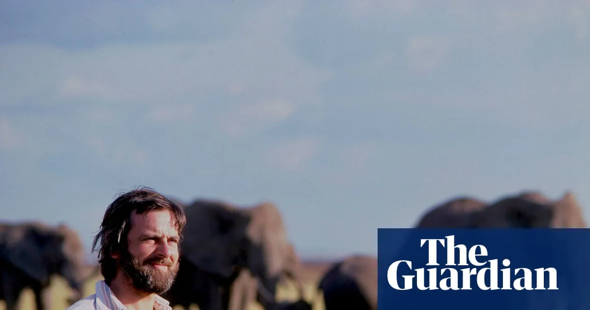 Mike Salisbury, BBC Wildlife Producer Behind Attenborough's 'Life' Series, Dies at 84