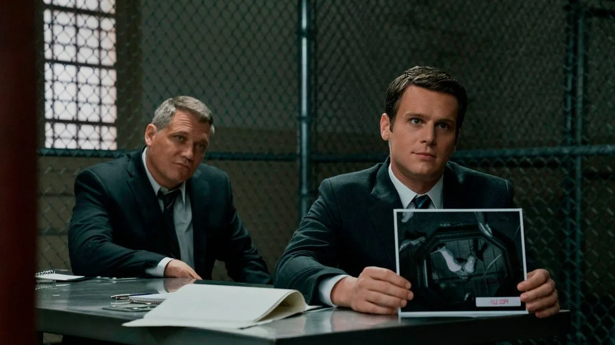 Mindhunter Hailed As Masterpiece Rivaling Line Of Duty