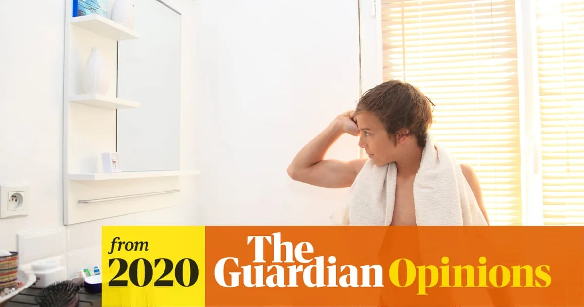 Mogging Culture Targets Teen Boys With Extreme Beauty Standards