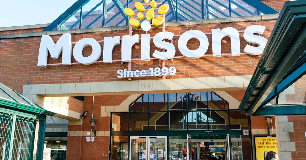 Morrisons Offers Free Oranges to Children During World Cup