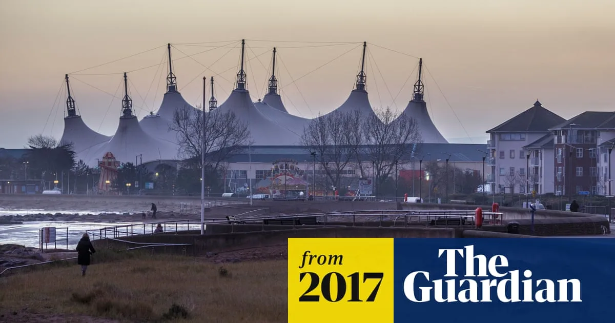Muslim Man Sues Butlins Over Hijab Ban on Dodgems