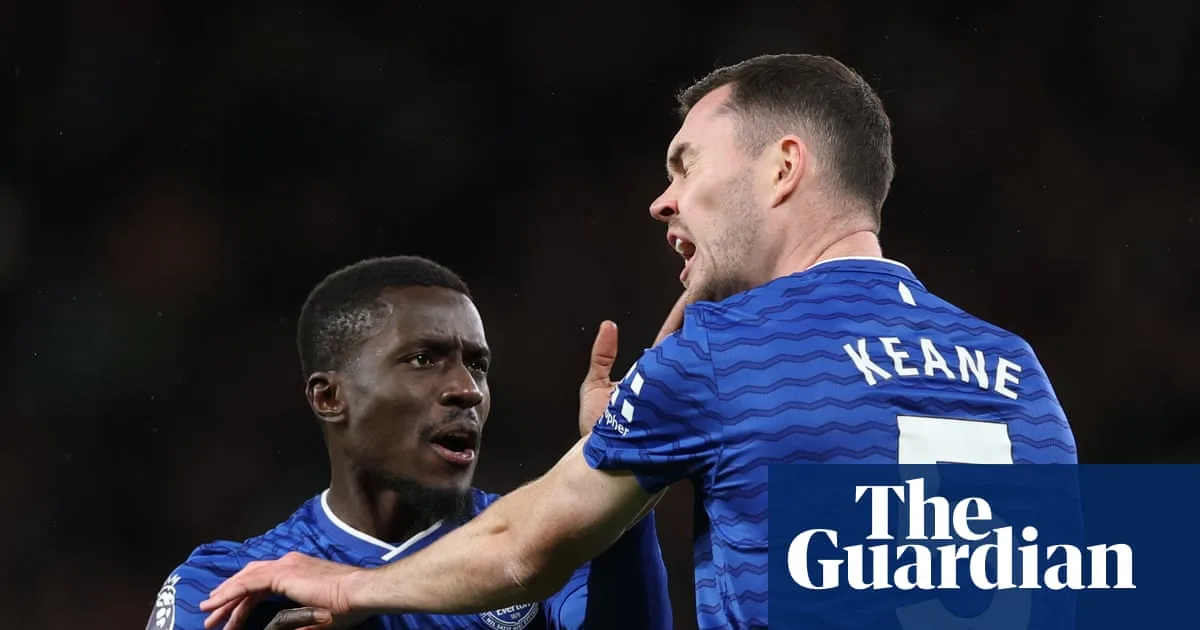 Moyes Defends Gueye After Red Card in Everton's Man Utd Win