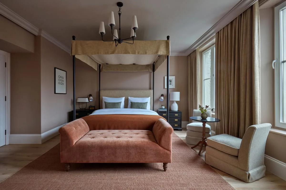 Chic and Affordable London Hotels: Under £300 a Night