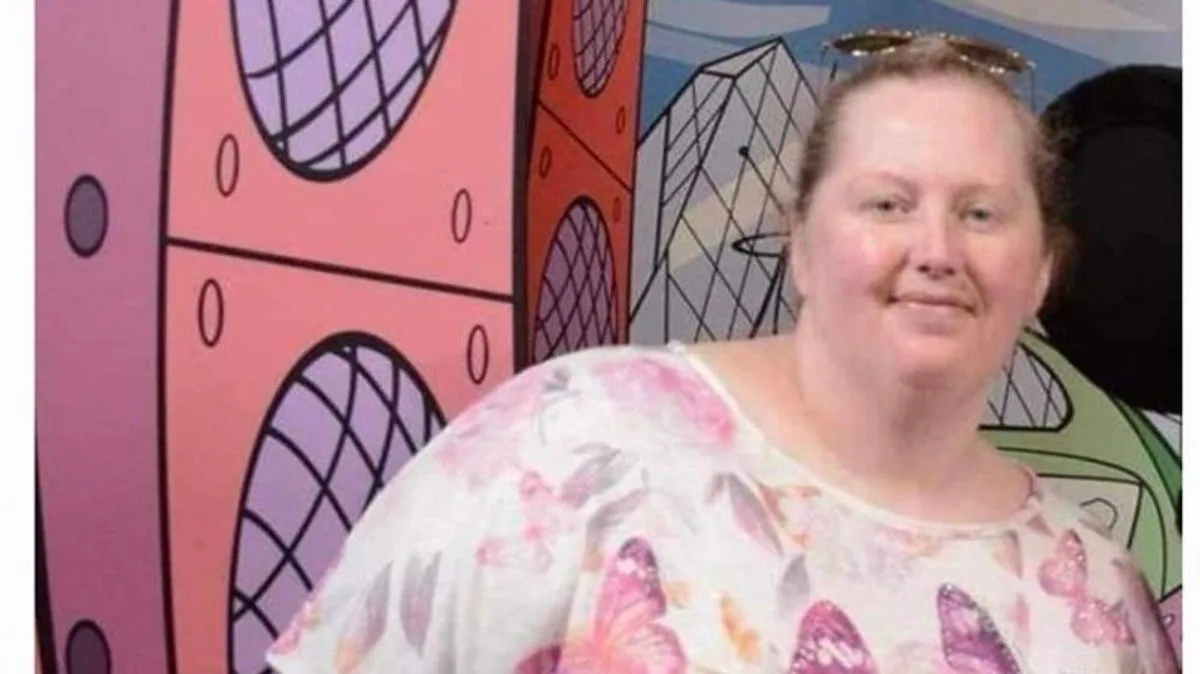 Mum sheds 16 stone after sight-loss diagnosis