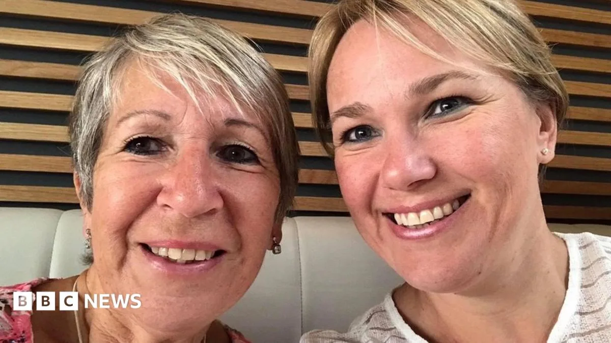 Daughter's Charity Walk After Mother's Brain Tumour Death