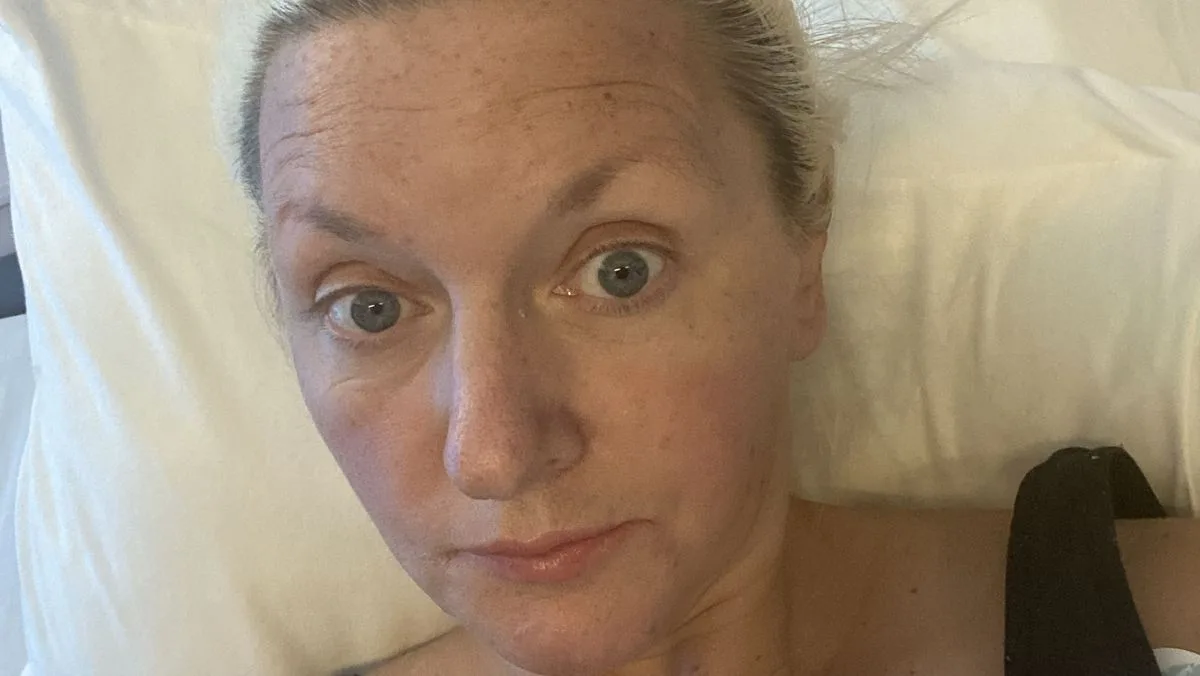 Mum's Weight Loss Jab Horror: Black Urine and Hospital Dash