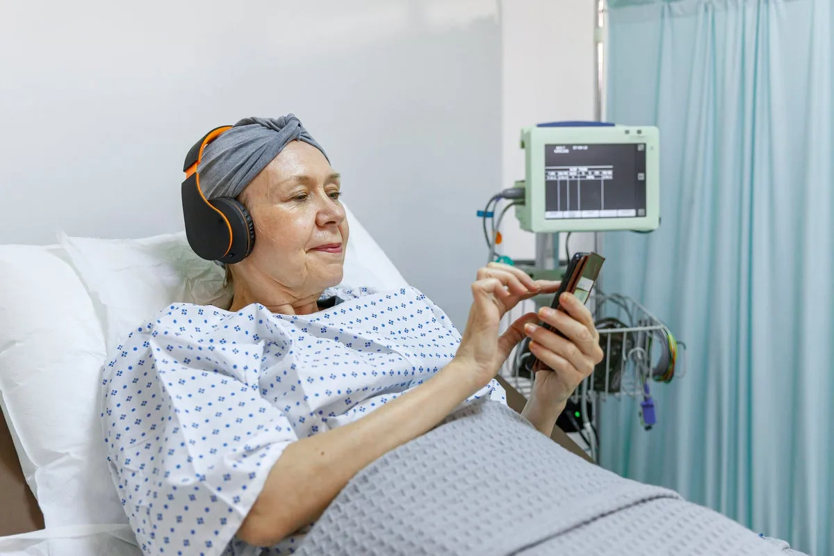 Music Therapy Lowers Blood Pressure in ICU Patients, Study Finds