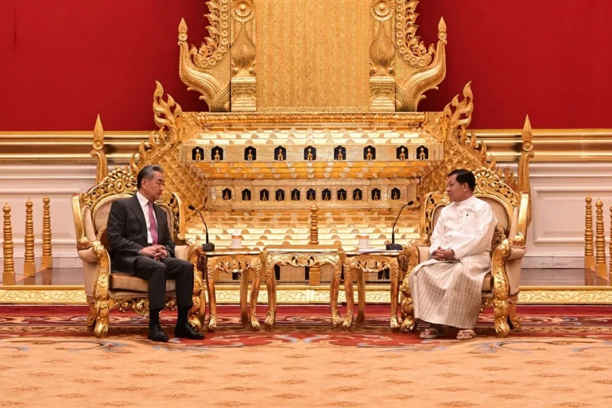 China's Top Diplomat Meets Myanmar Junta Leader in Naypyitaw