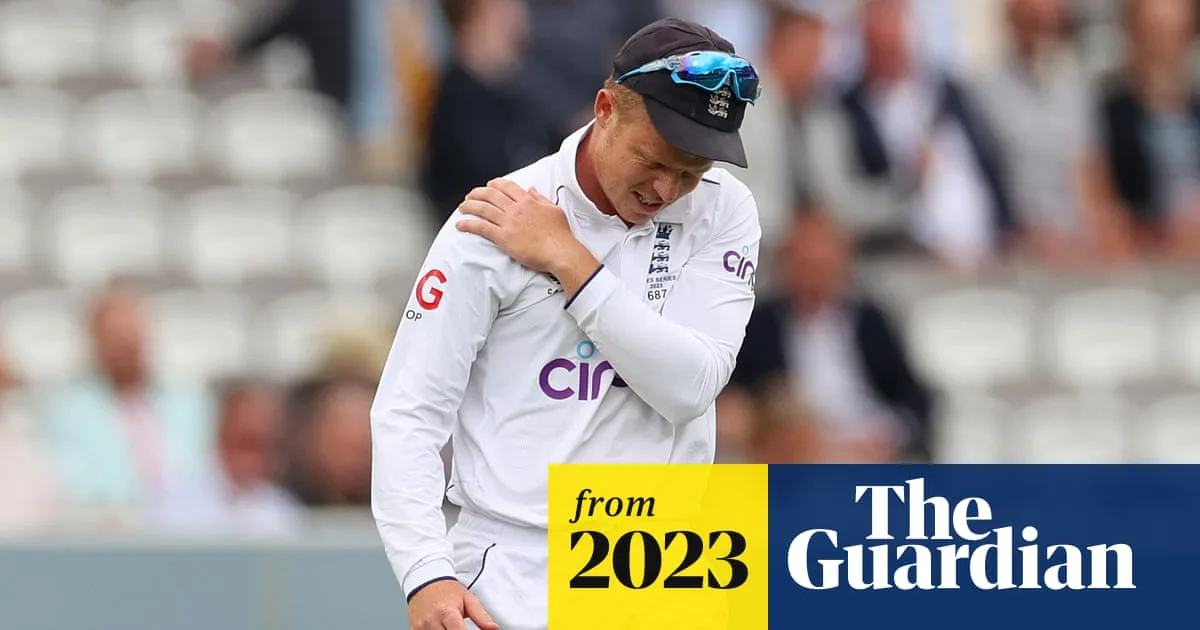 Ollie Pope shoulder injury casts doubt on Headingley Ashes Test participation