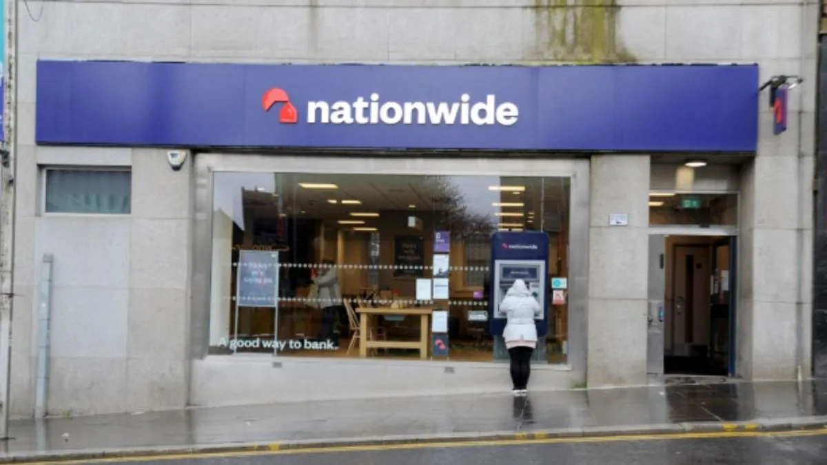 Nationwide Pledges to Keep All Branches Open Until 2030, Becoming UK's Largest Branch Network