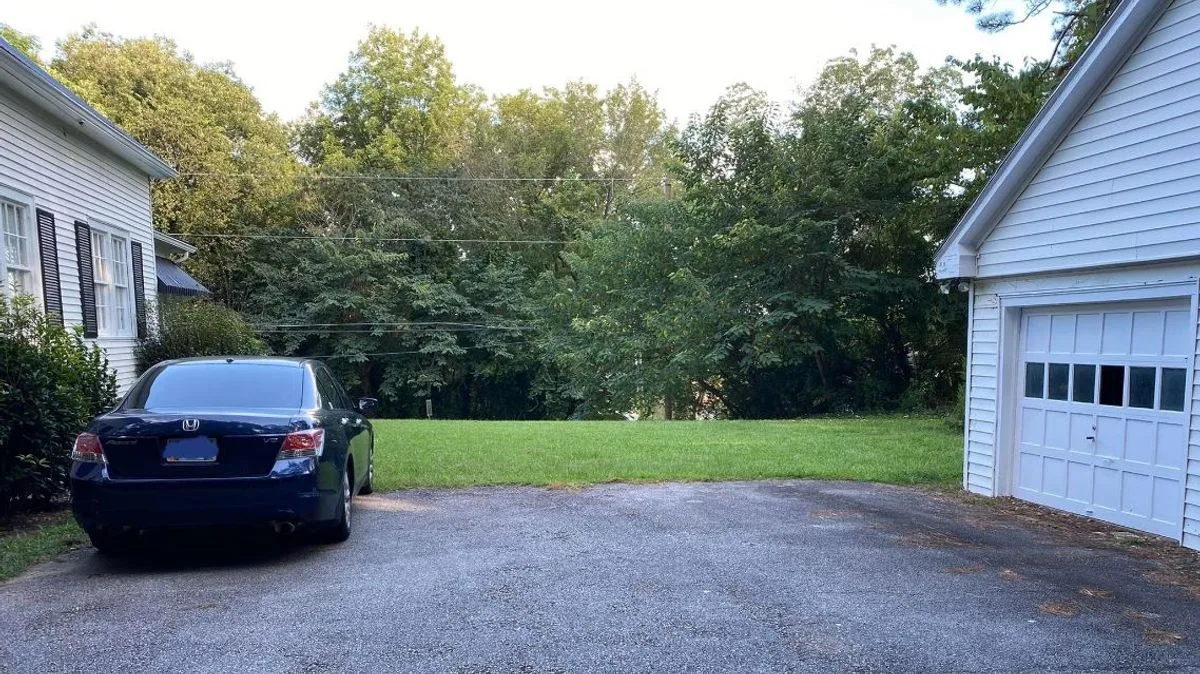 Neighbour Demands Woman Stop Parking on Own Driveway