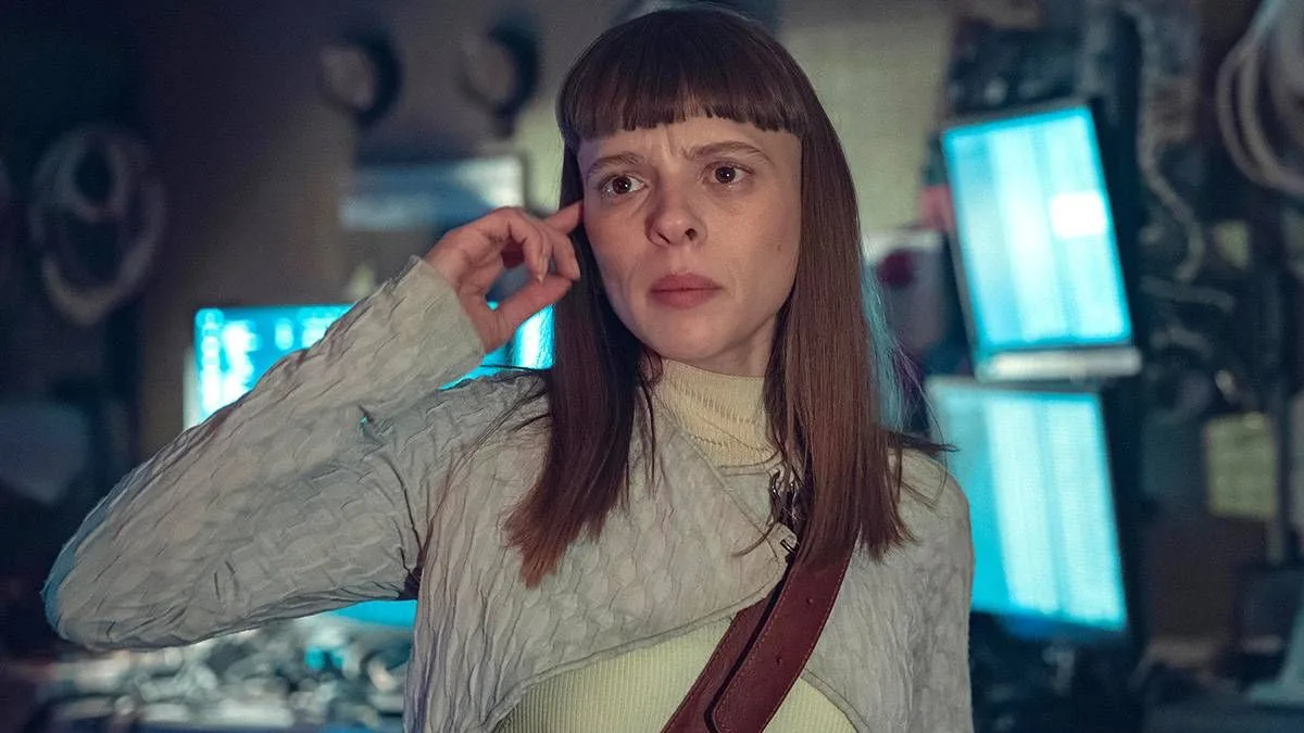 Netflix's 'Bodies' Hailed as 'Masterpiece' Must-Watch Sci-Fi Drama