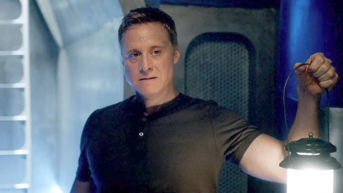 Resident Alien: Netflix's 'Brilliant' Sci-Fi Comedy Returns for Final Season