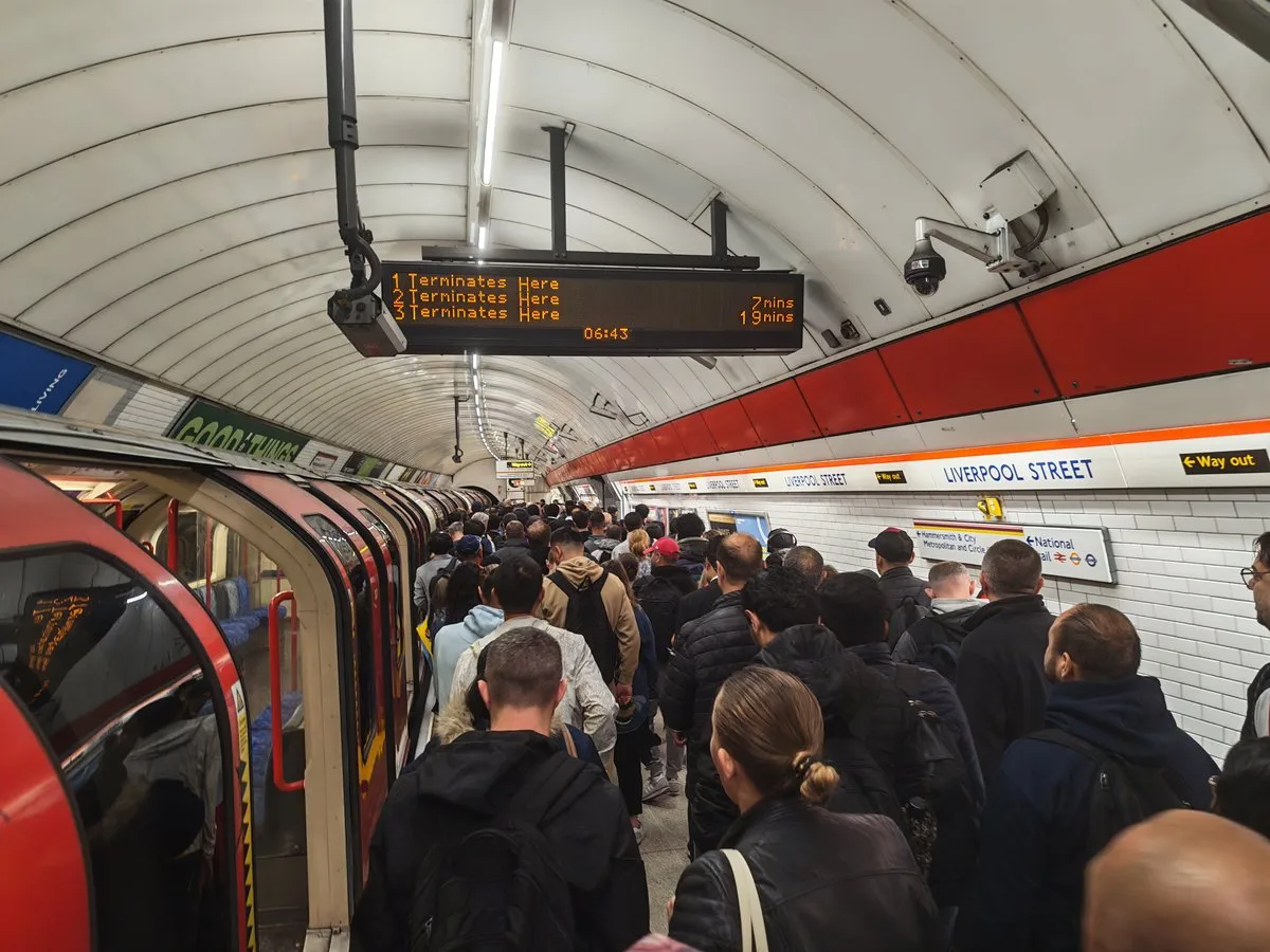 RMT Tells Other Union Members to Use Tube on Strike Days