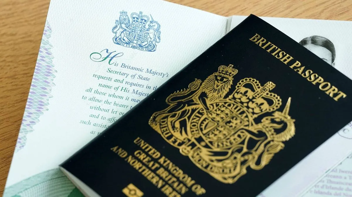 New UK passport rules from February 2025: Dual nationals face £589 charge to enter Britain