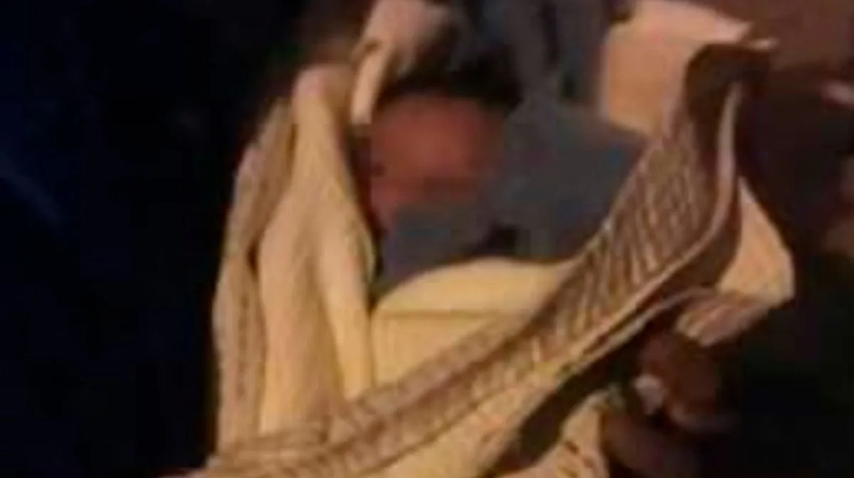 Newborn Baby Abandoned in Cardboard Box in Freezing Buenos Aires Temperatures