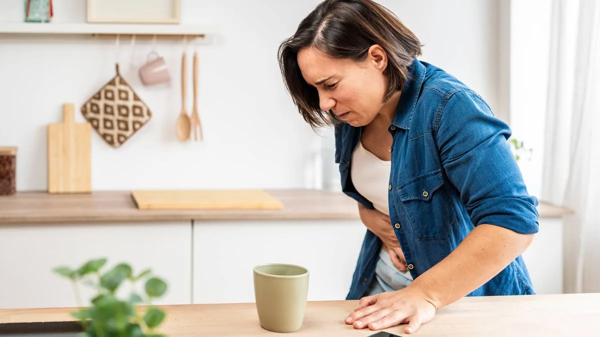 NHS GP Explains Why Bloating Persists After Diet Adjustments