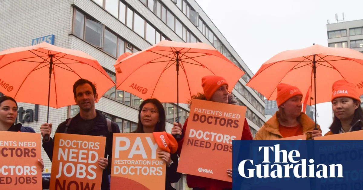 NHS Junior Doctors to Strike Over Christmas