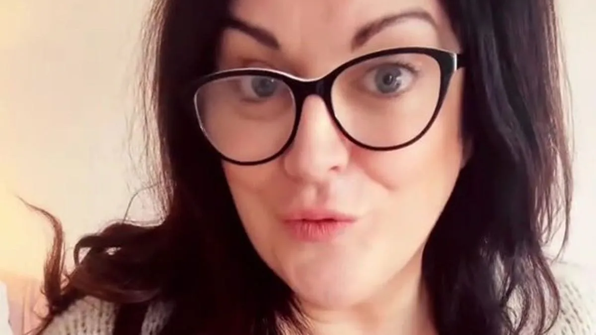 Nicola Sturgeon's Sister Details Co-Codamol Addiction Hell