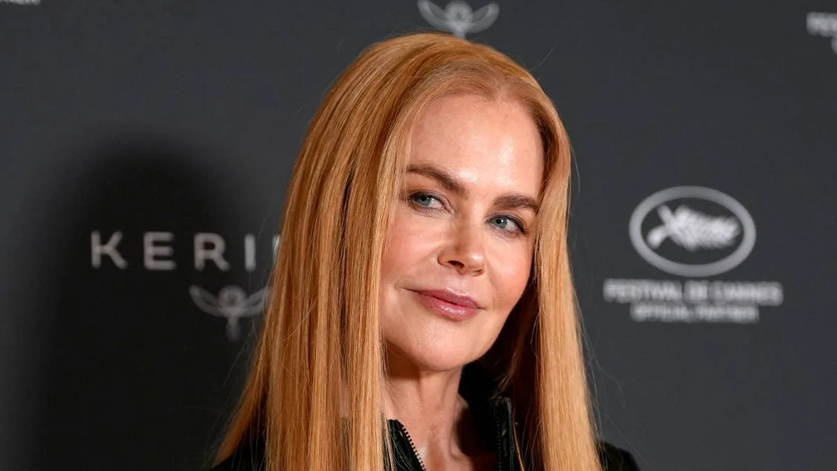Nicole Kidman Debuts New Look at Paris Fashion Week Amid Split from Keith Urban
