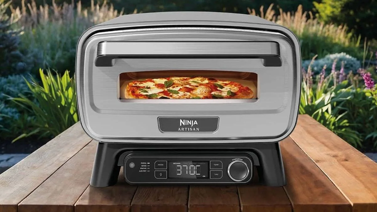 Ninja pizza oven that 'cooks as good as restaurants' is £90 off for Bank Holiday