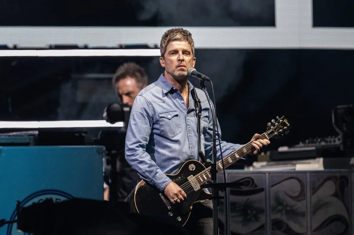 Noel Gallagher Hits Back at Booing Fans During Oasis London Gig