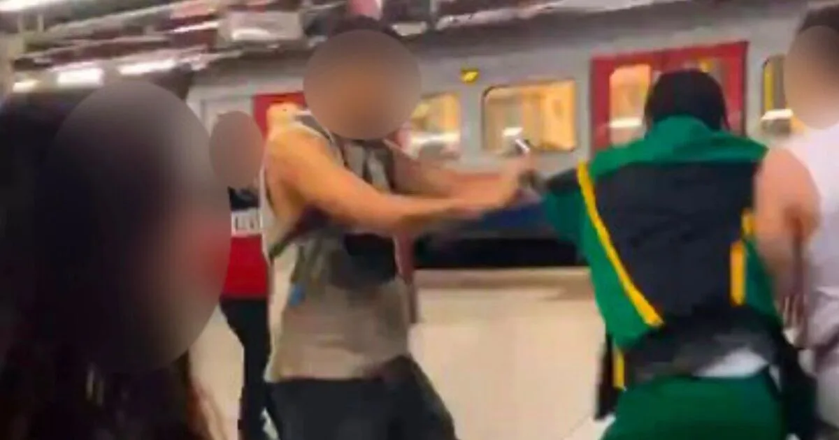 Notting Hill Carnival Tube Brawl Leads to Over 400 Arrests