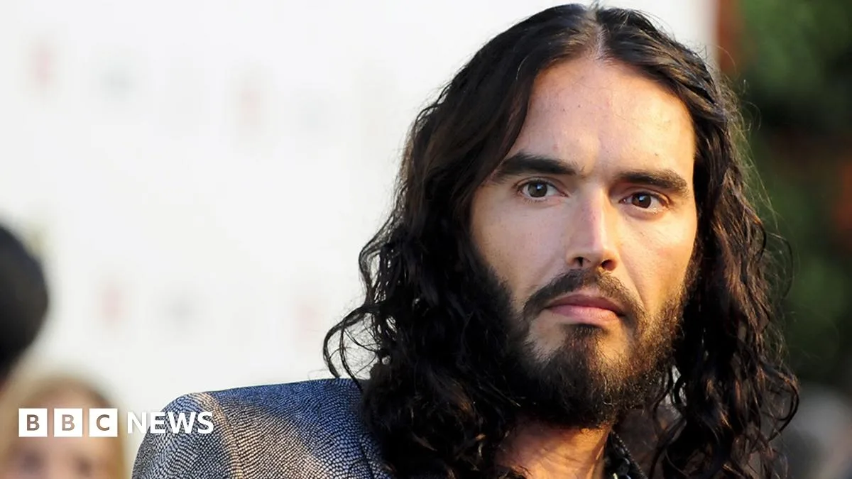 Russell Brand Accused of Exposing Himself to Woman and Discussing It on Radio 2