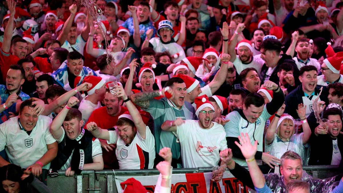 England Fans Celebrate World Cup Quarter-Final Spot After 3-0 Win Over Senegal