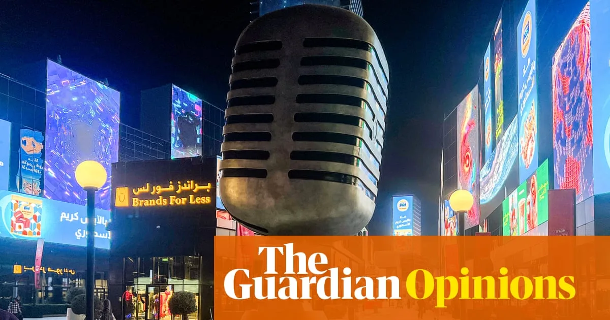 Omid Djalili Defends Saudi Comedy Show Amid Criticism