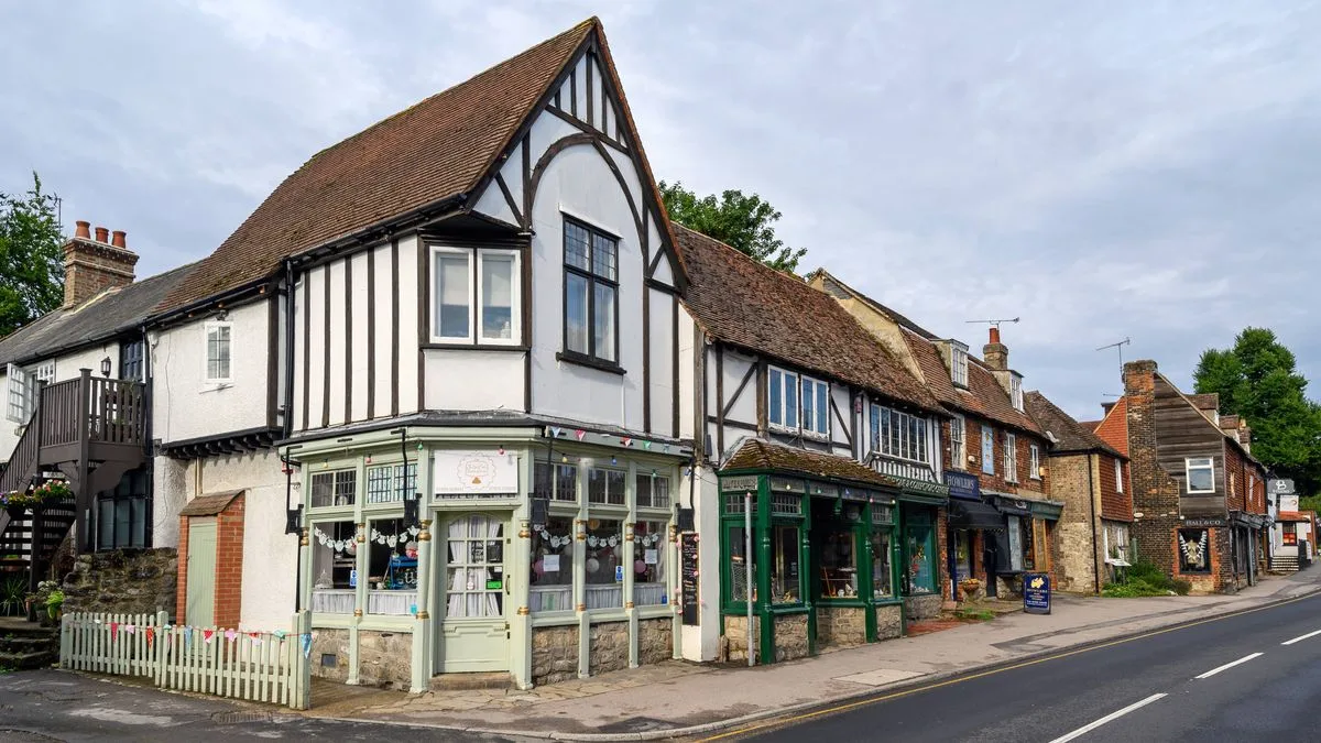 Otford: The Starlit Kent Village Home to England's Smallest Listed Building