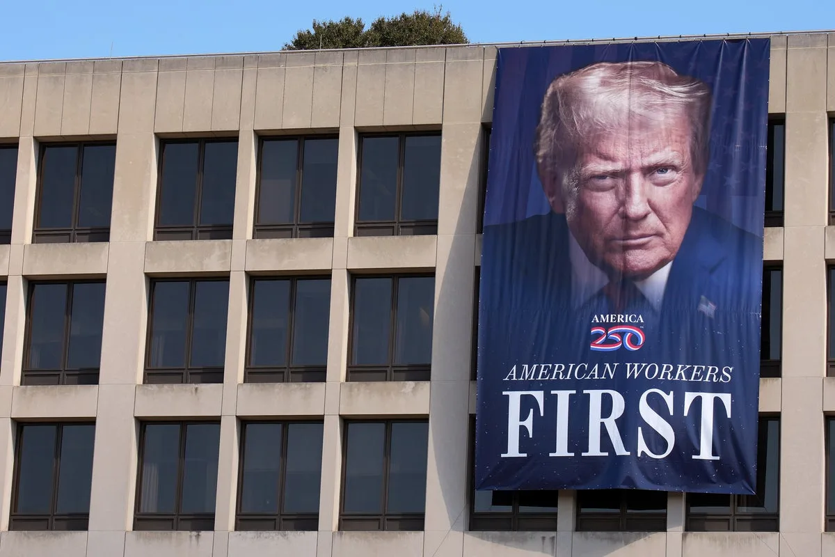 Over 10,000 Lawyers Leave Trump Administration, Report Finds