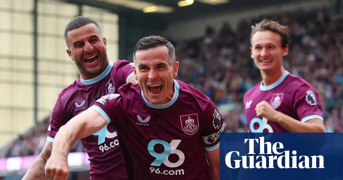 Burnley off the mark as Cullen and Anthony goals bring Sunderland down to earth