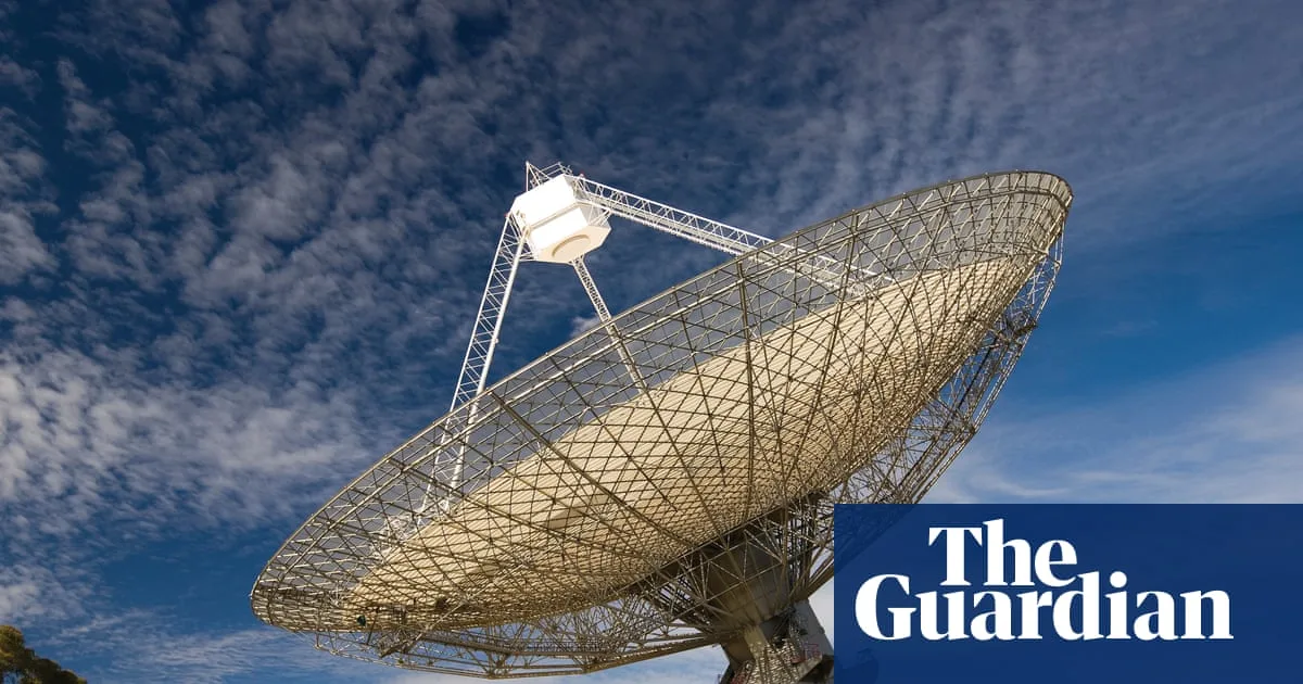 Parkes Dish Tracks Artemis II Mission To The Moon