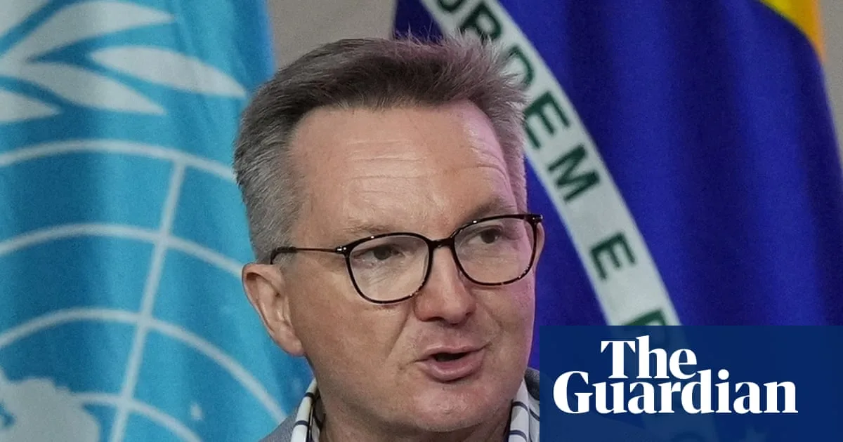 Experts Dismiss Coalition Claims Over Bowen's 'Part-Time Minister' Role