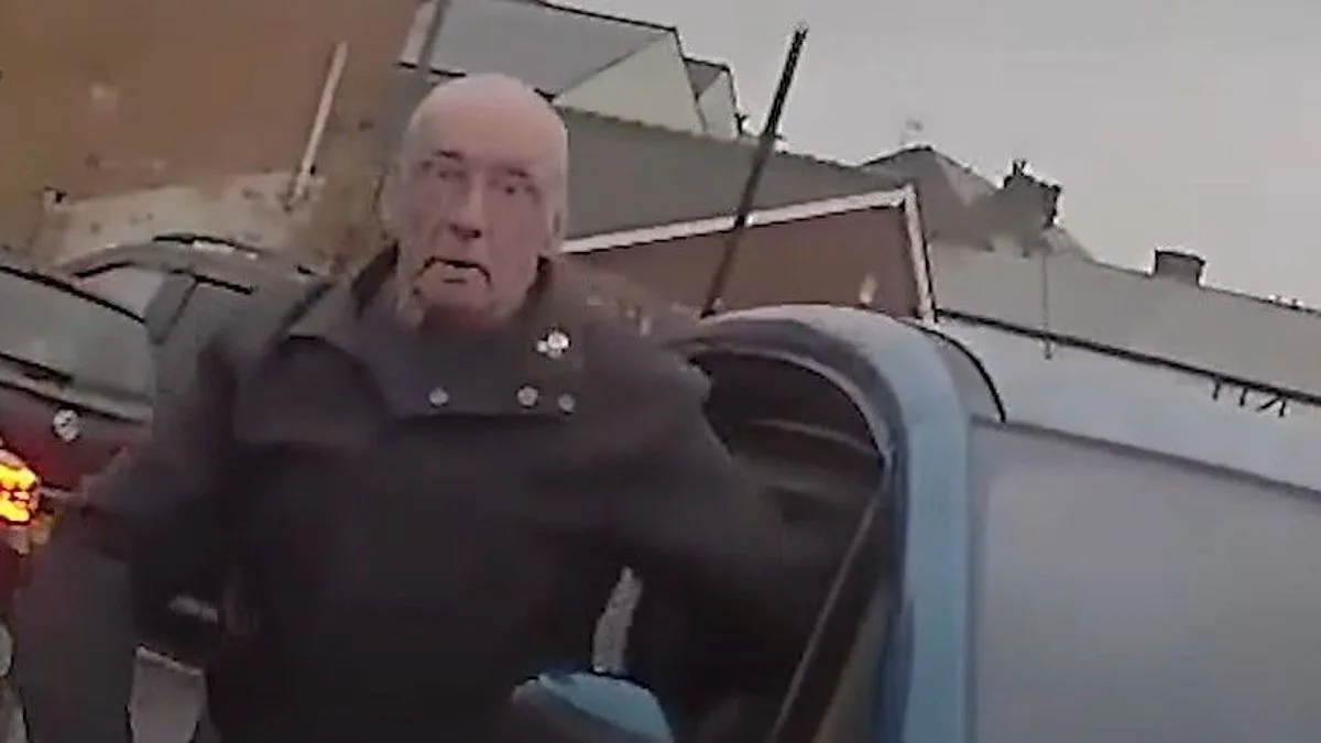 Pensioner Fined for Assaulting Traffic Warden in Welshpool Parking Row